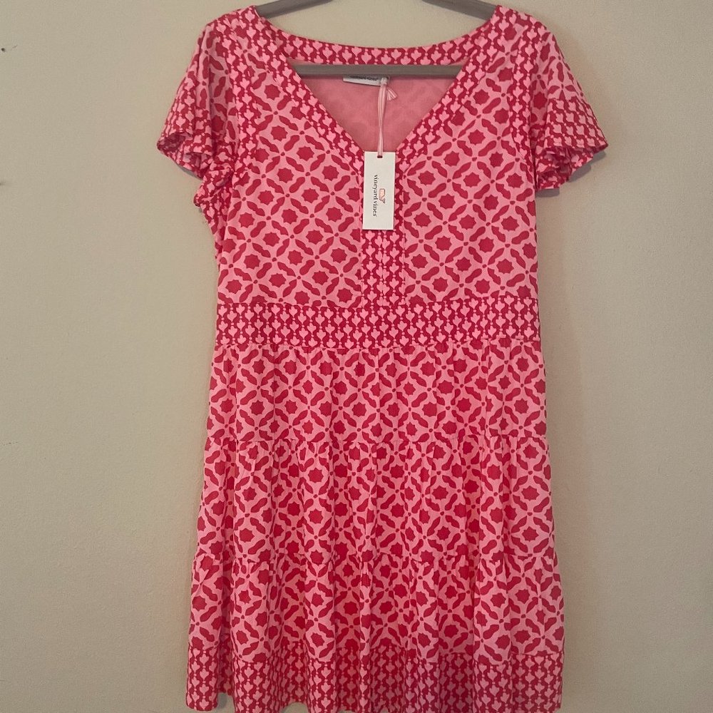 Vineyard Vines lined pink dress. lined and new with tags